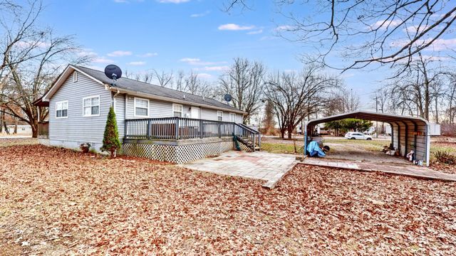 544 Lakewood Dr, Beechgrove, TN 37018