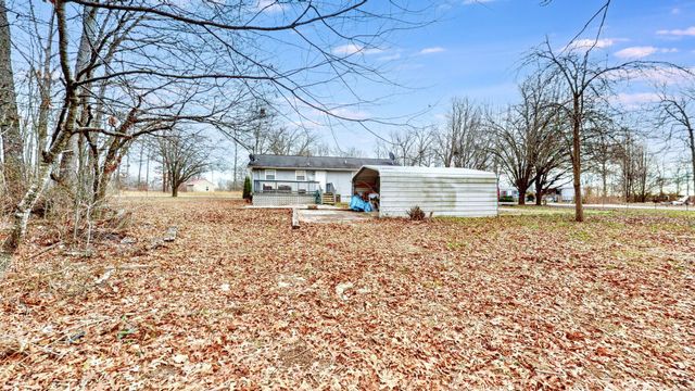 544 Lakewood Dr, Beechgrove, TN 37018