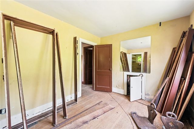 920 Washington Rd, South Strabane, PA 15301