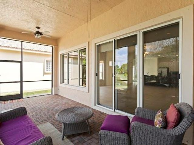 11655 NW 71st Pl, Parkland, FL 33076