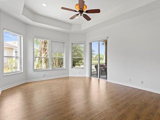 11655 NW 71st Pl, Parkland, FL 33076