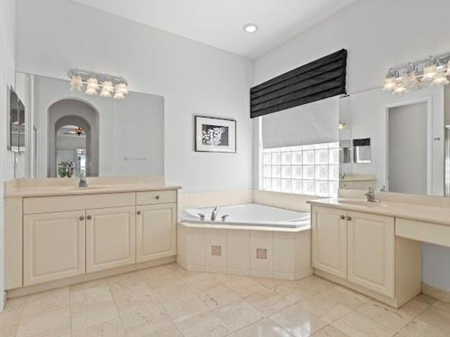 11655 NW 71st Pl, Parkland, FL 33076