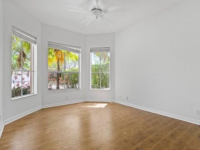 11655 NW 71st Pl, Parkland, FL 33076