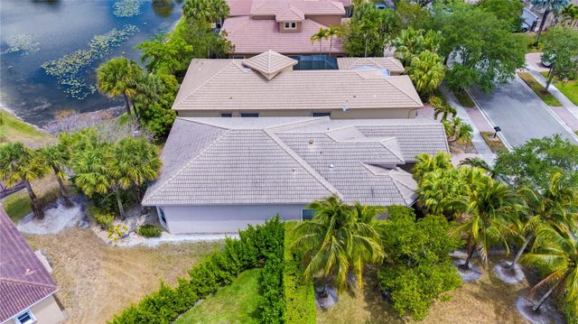 11655 NW 71st Pl, Parkland, FL 33076
