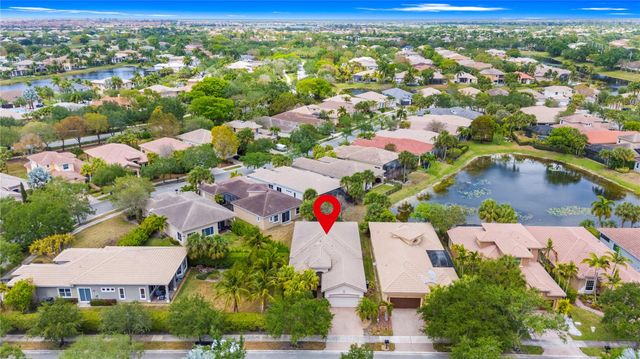 11655 NW 71st Pl, Parkland, FL 33076