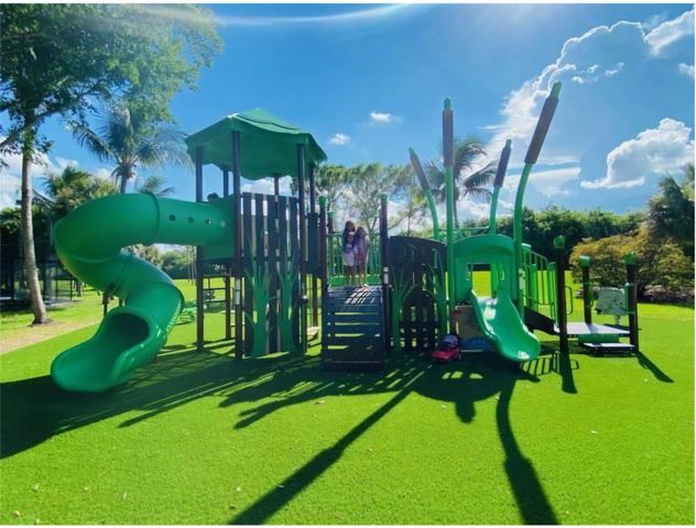 11655 NW 71st Pl, Parkland, FL 33076