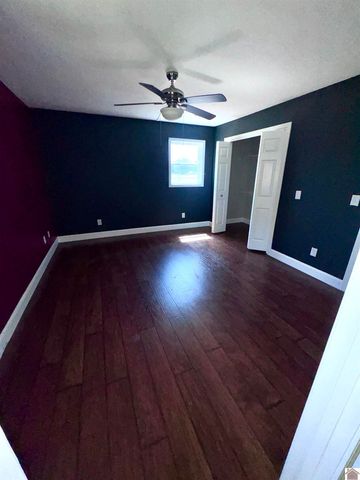 7740 Old Mayfield Road, Paducah, KY 42003