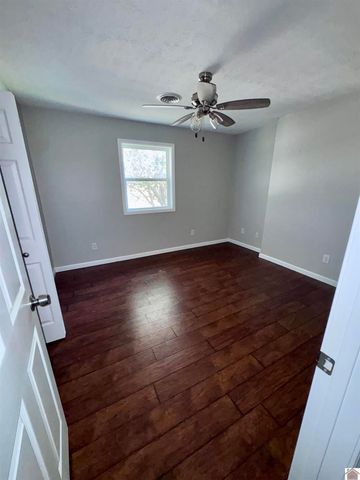 7740 Old Mayfield Road, Paducah, KY 42003