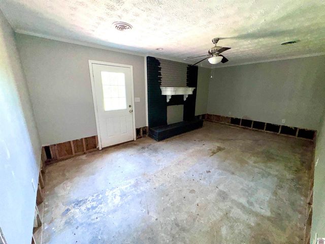 7740 Old Mayfield Road, Paducah, KY 42003