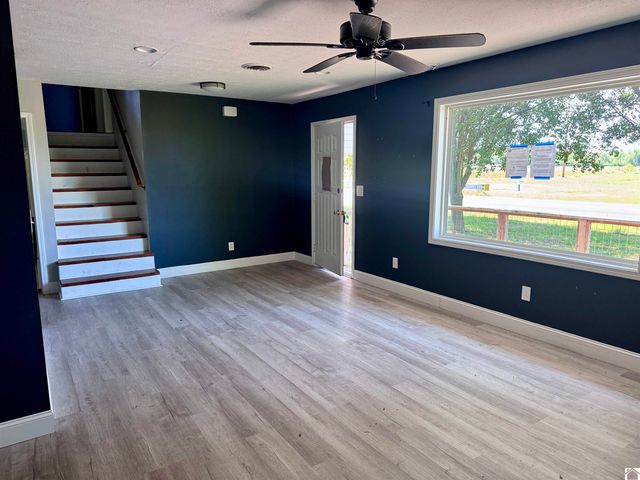 7740 Old Mayfield Road, Paducah, KY 42003