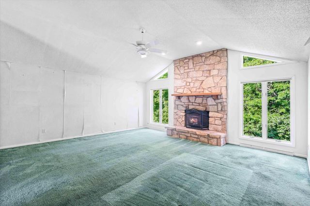 3213 WOODDALE LN, Columbia, MO 65203