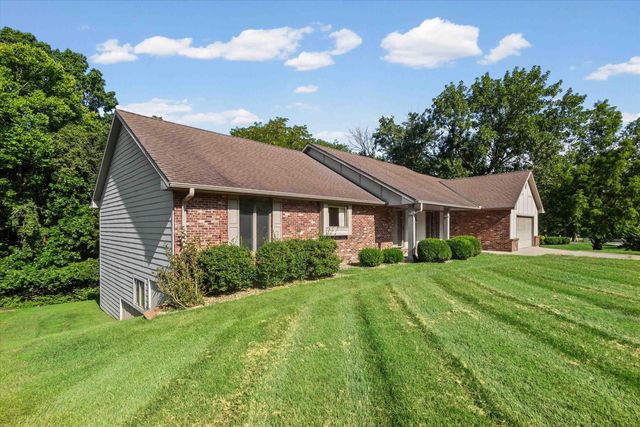 3213 WOODDALE LN, Columbia, MO 65203