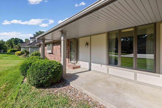 3213 WOODDALE LN, Columbia, MO 65203