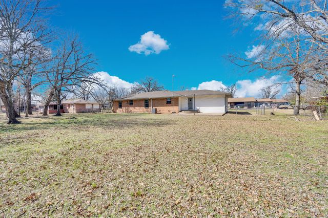 1760 Lazy U Drive, Canton, TX 75103
