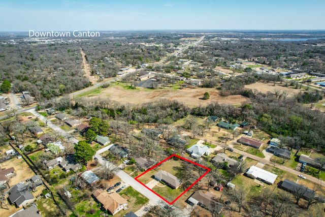 1760 Lazy U Drive, Canton, TX 75103