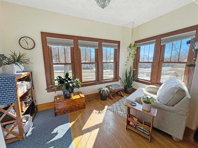 1021 1st St NW, Minot, ND 58703