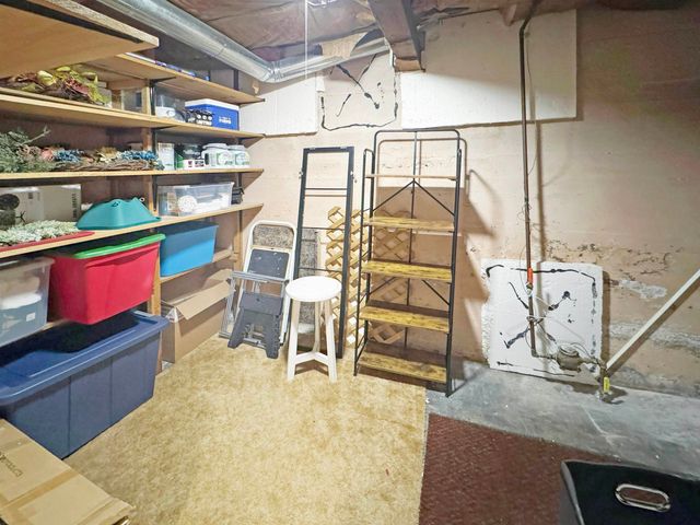 1021 1st St NW, Minot, ND 58703