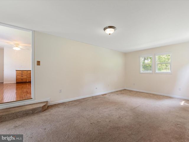 310 BETHEL RD, Paw Paw, WV 25434