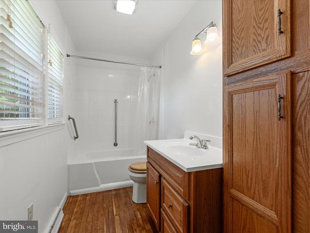 310 BETHEL RD, Paw Paw, WV 25434