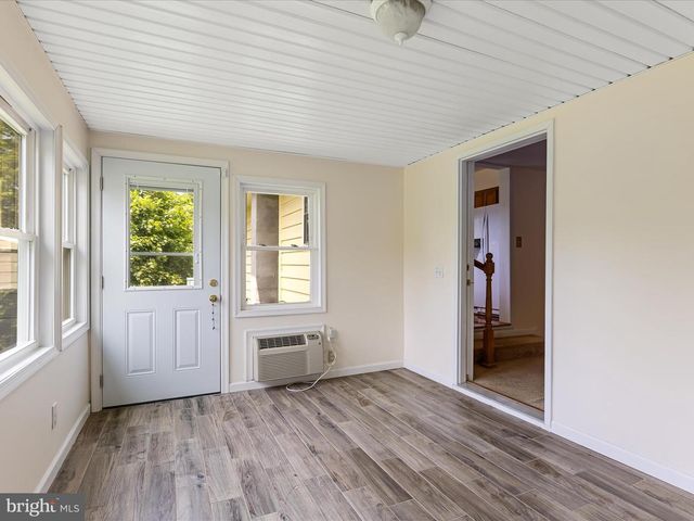 310 BETHEL RD, Paw Paw, WV 25434