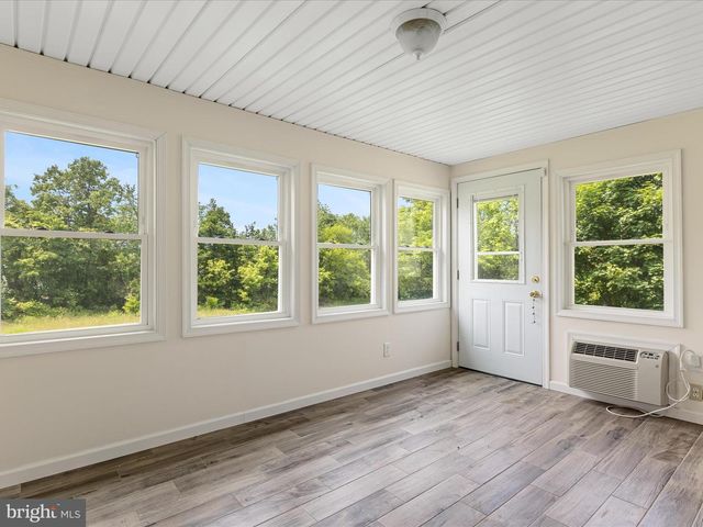 310 BETHEL RD, Paw Paw, WV 25434