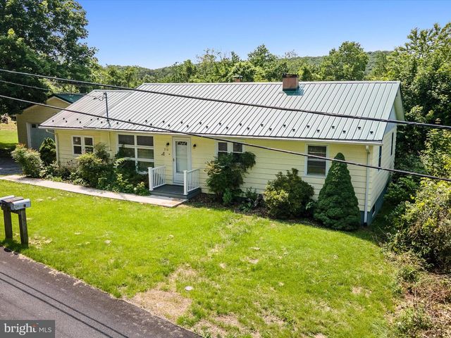 310 BETHEL RD, Paw Paw, WV 25434