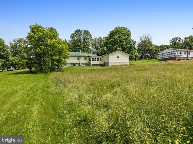 310 BETHEL RD, Paw Paw, WV 25434