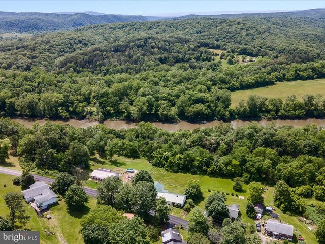 310 BETHEL RD, Paw Paw, WV 25434