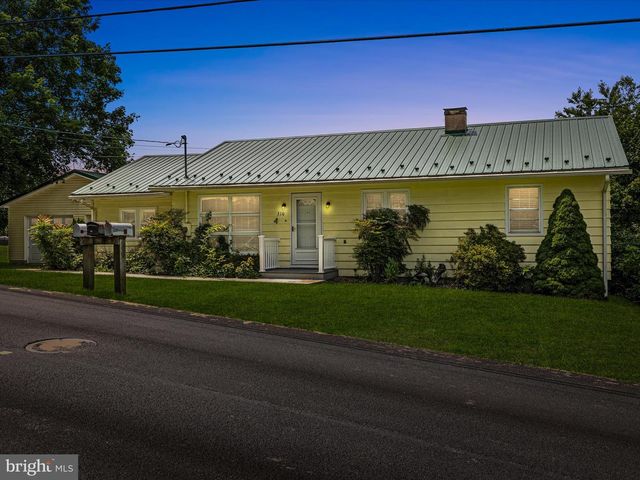 310 BETHEL RD, Paw Paw, WV 25434