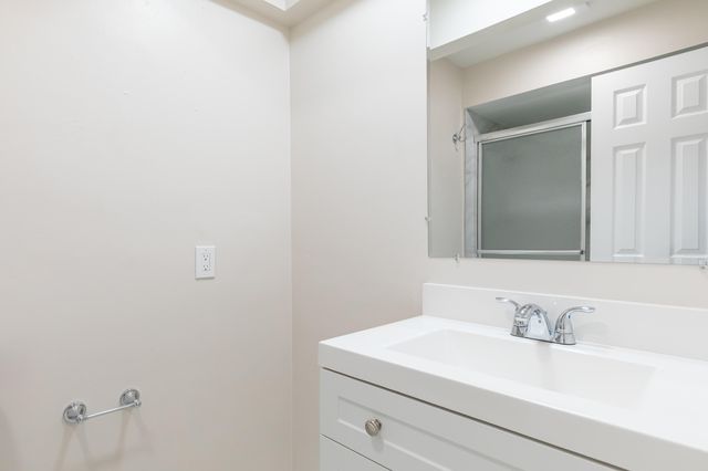 7750 SW 10th Court B, North Lauderdale, FL 33068