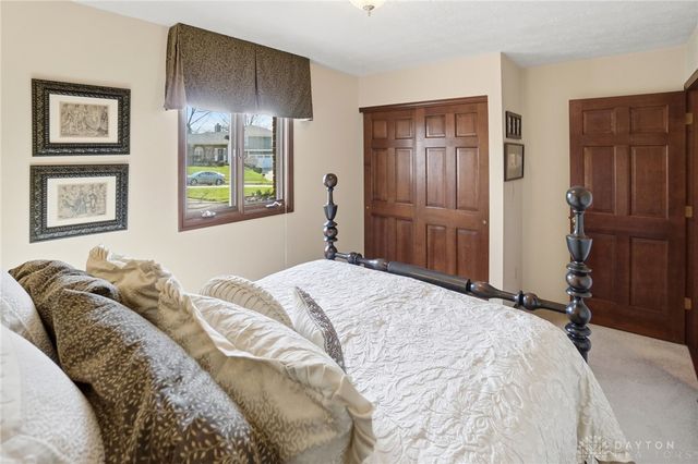 1119 Birchton Place, Vandalia, OH 45377