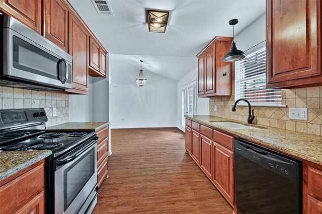 315 Stone Street, Collinsville, TX 76233