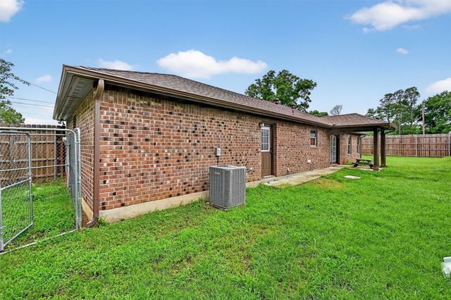315 Stone Street, Collinsville, TX 76233