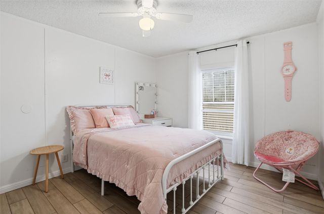 305 Saratoga Springs CV, Liberty Hill, TX 78642