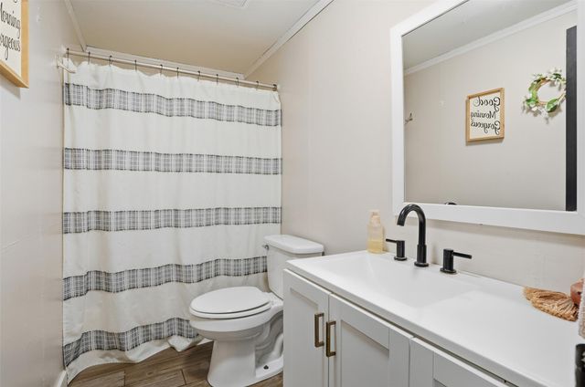 305 Saratoga Springs CV, Liberty Hill, TX 78642