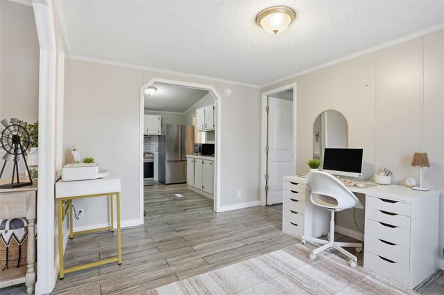 305 Saratoga Springs CV, Liberty Hill, TX 78642