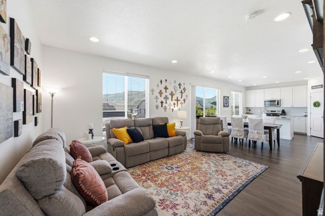 1569 E 3175 N, Layton, UT 84040