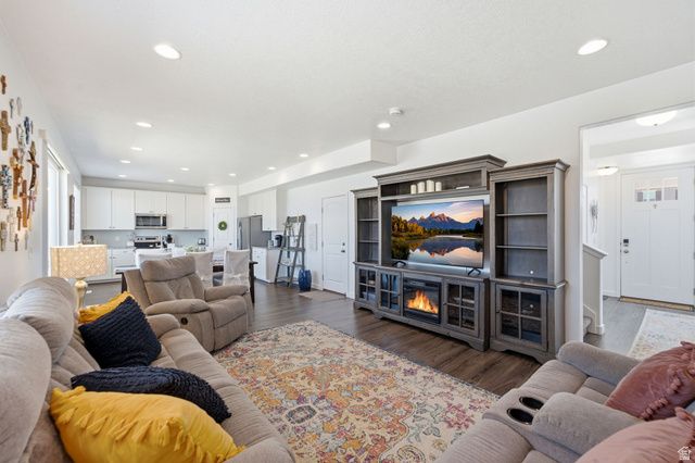 1569 E 3175 N, Layton, UT 84040