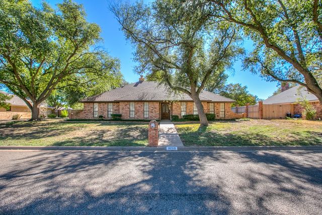 3209 Oak Mountain Trail, San Angelo, TX 76904