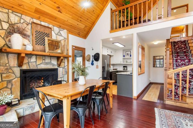 843 Fern Valley Road, Ellijay, GA 30536