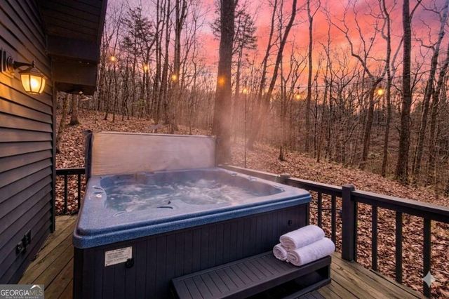 843 Fern Valley Road, Ellijay, GA 30536