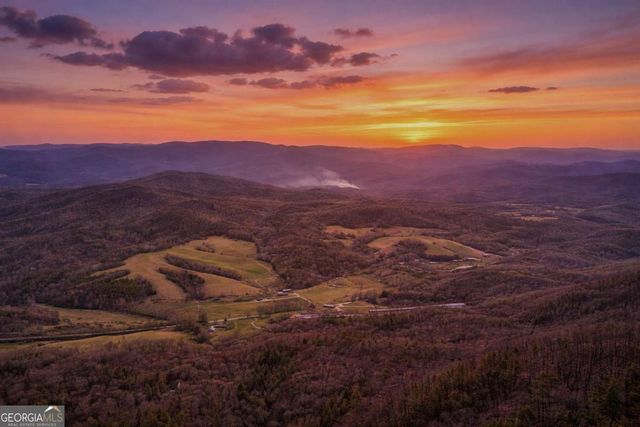 843 Fern Valley Road, Ellijay, GA 30536