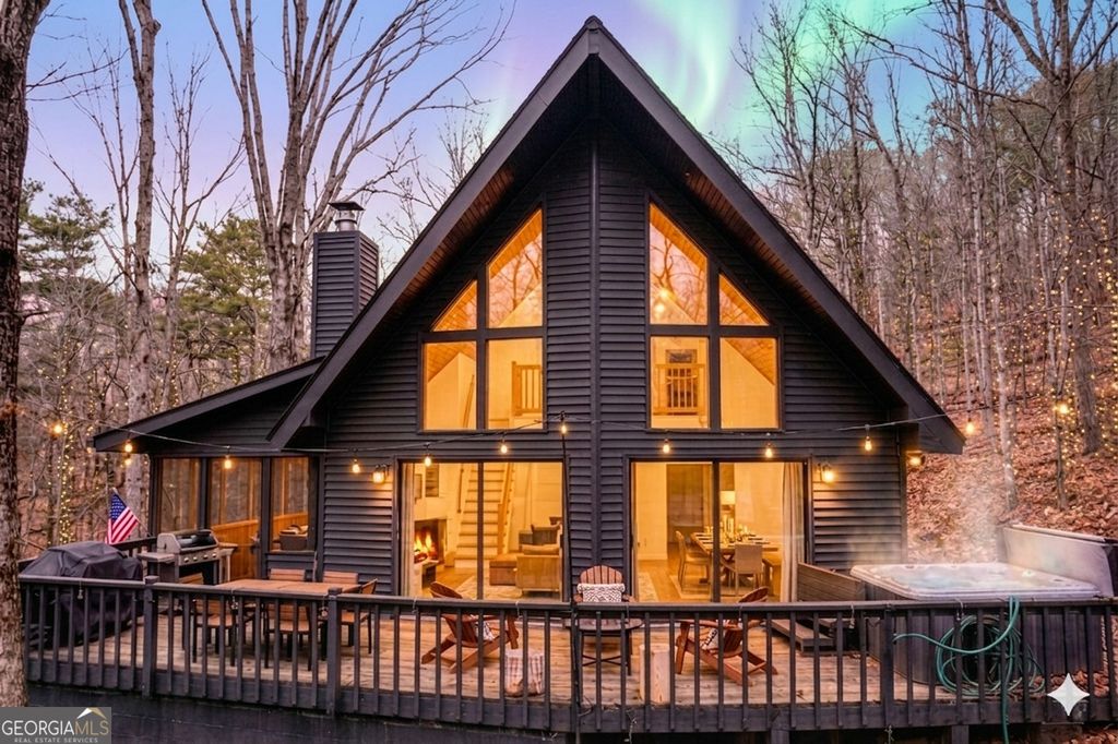 843 Fern Valley Road, Ellijay, GA 30536