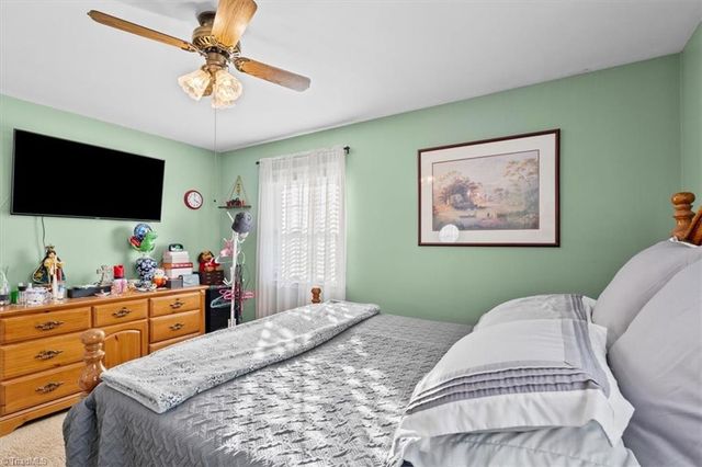 111 Forestdale Drive, Jamestown, NC 27282