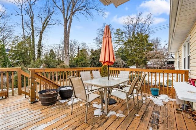 111 Forestdale Drive, Jamestown, NC 27282