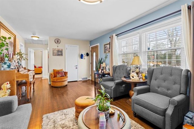 111 Forestdale Drive, Jamestown, NC 27282