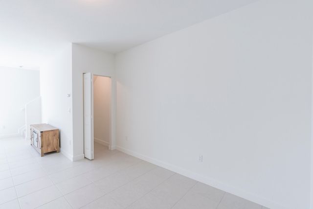 620 SE Lake Falls Street, Port St. Lucie, Port St Lucie, FL 34984