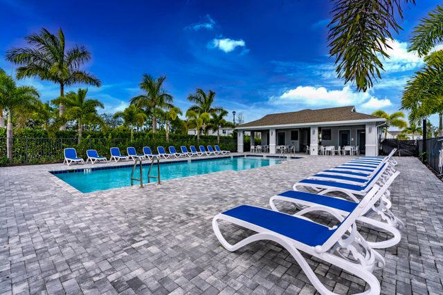 620 SE Lake Falls Street, Port St. Lucie, Port St Lucie, FL 34984