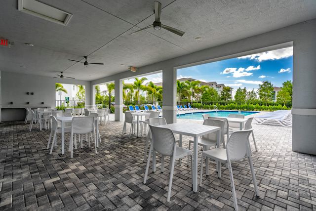 620 SE Lake Falls Street, Port St. Lucie, Port St Lucie, FL 34984