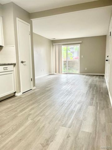 12818 Portulaca Drive D, Unincorporated, MO 63146